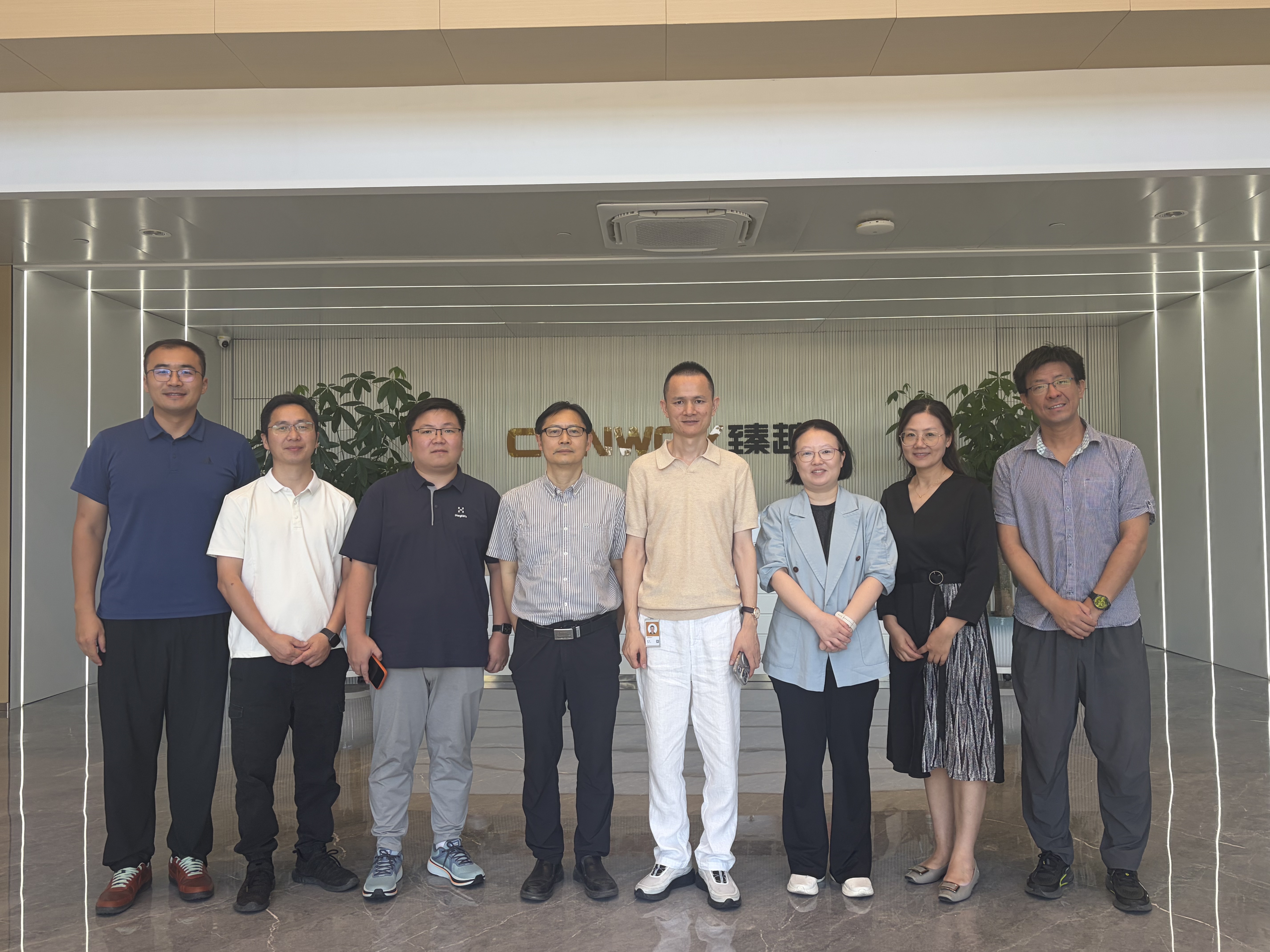 深化产教融合，共促人才培养 —— 天华学院赴臻越自动化走访交流