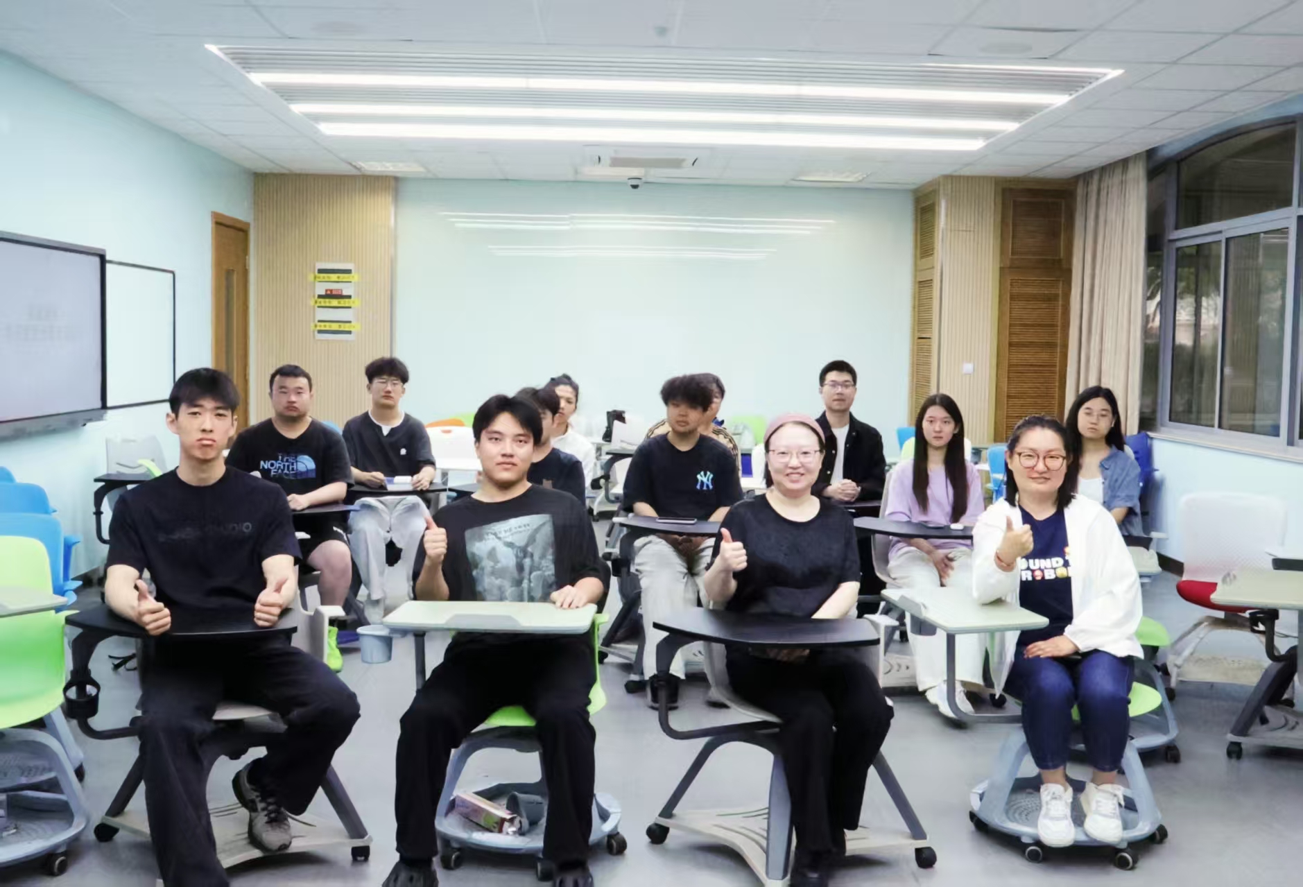 跨越山海 逐梦英伦——人工智能学院赴英留学分享会圆满举行